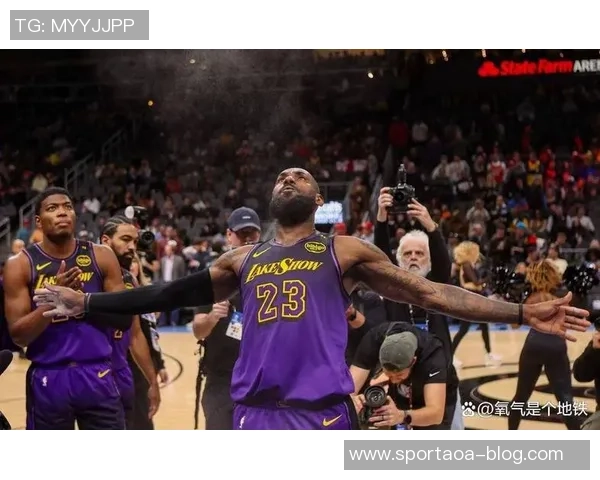 东詹独自带队表现惊艳湖人净效率数据揭示其重要性 东詹独自带队表现惊艳湖人净效率数据揭示其重要性